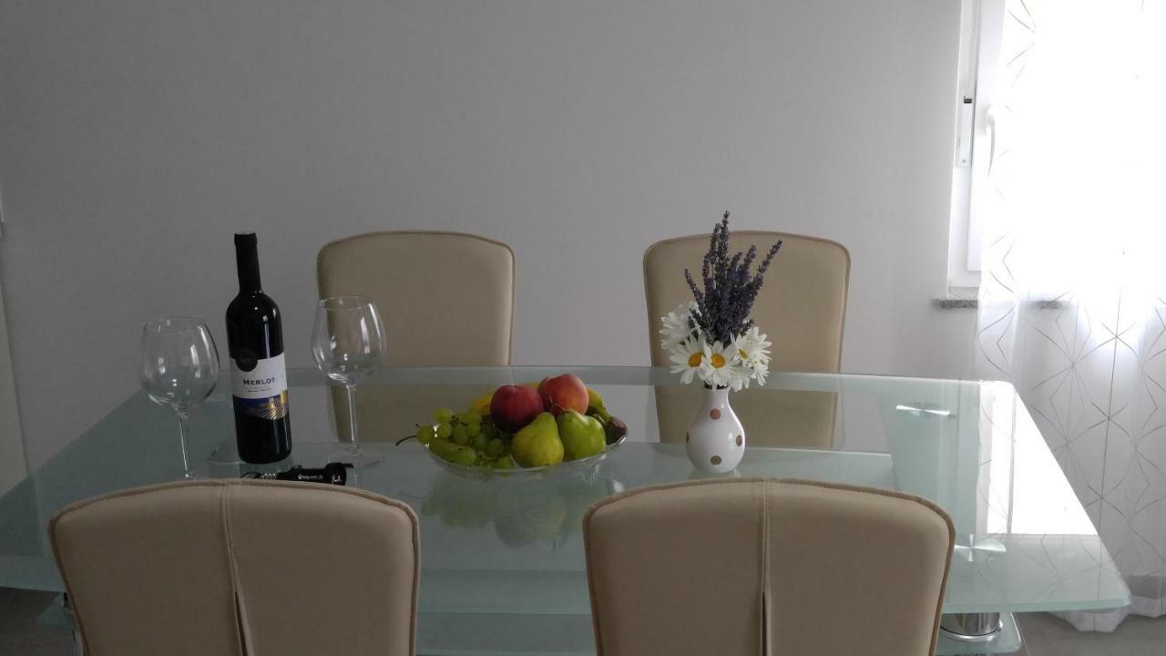 Apartmani Roberta Jurdani ภายนอก รูปภาพ